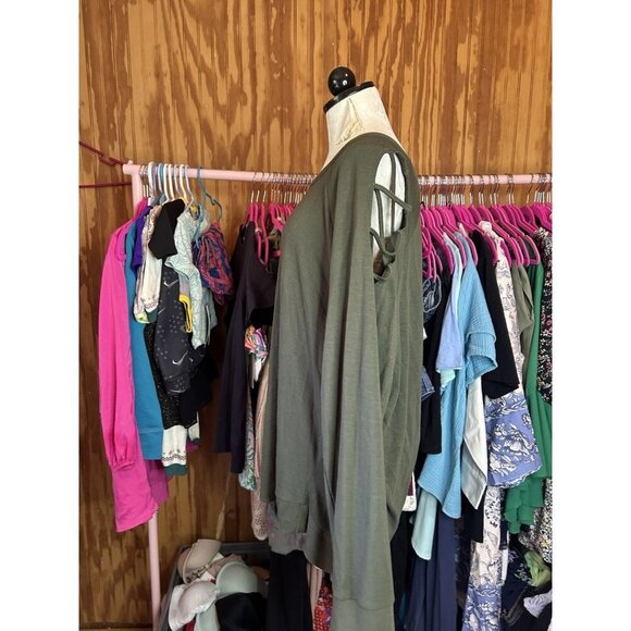 Torrid Olive Lattice Long Sleeve Sweatshirt Green Knit Size 3 (3X) Warm - Picture 4 of 8